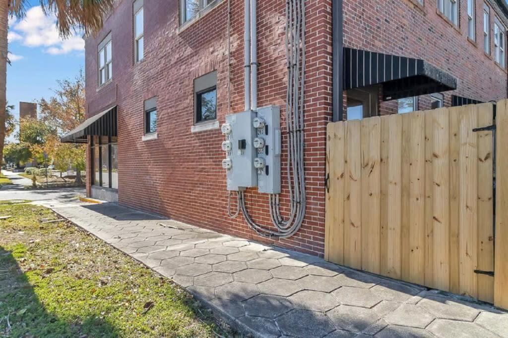 Modern, Insta-Worthy 2B Townhome In Walkable Springfield! Jacksonville Exterior foto
